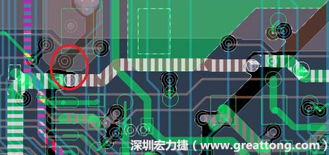 慢慢確認(rèn)CAF發(fā)生的位置后，可以配合Gerber查看PCB的結(jié)構(gòu)是否有通孔太近或是線路太近的問題。