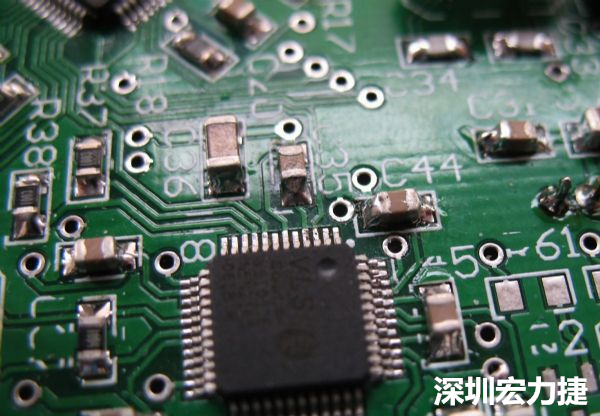 音訊電路訊號品質，是影響操作體驗的關鍵，電路布局要特別注意。